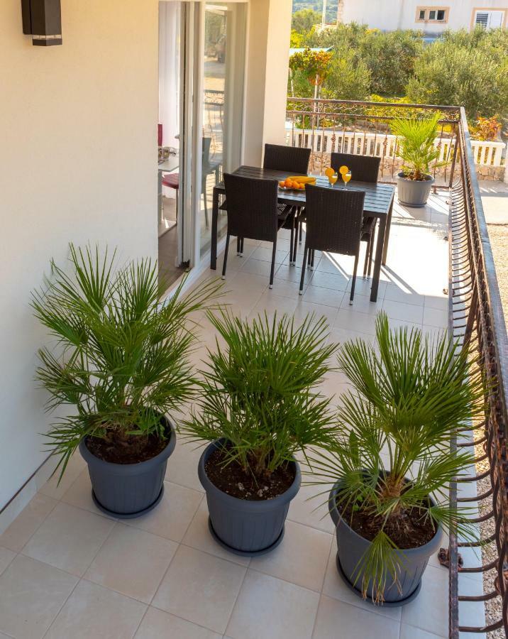 Apartmani Dalmacjia Grebaštica Exterior foto